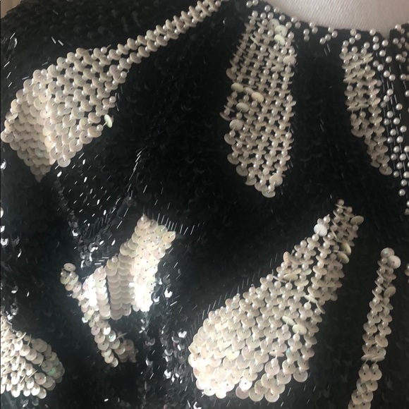 100% Pure Silk Sequin Black and White Jacket - Picture 2 of 4